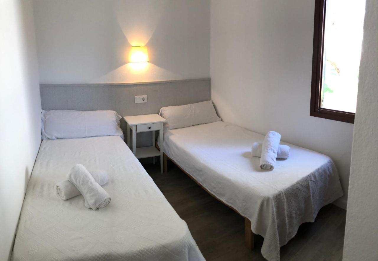 Villas Las Alondras Cala'n Forcat Luaran gambar